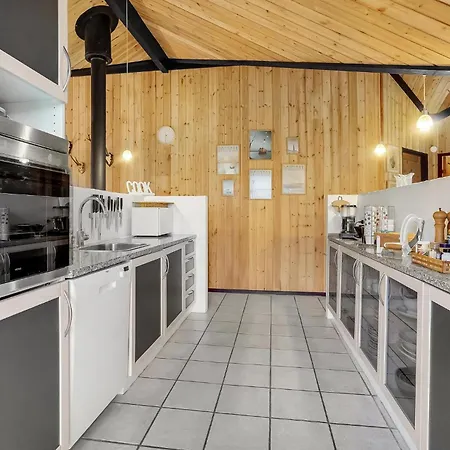 Stunning Home In Oksbol With Sauna * Oksbol (Syddanmark)