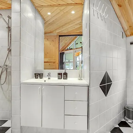 In With Sauna